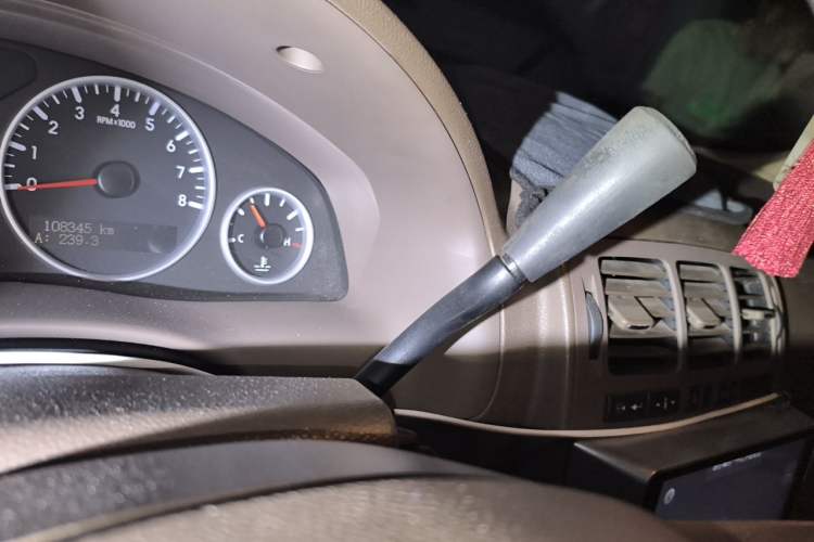 Used Buick GL8 2014 2.4L Classic Edition Gear Lever