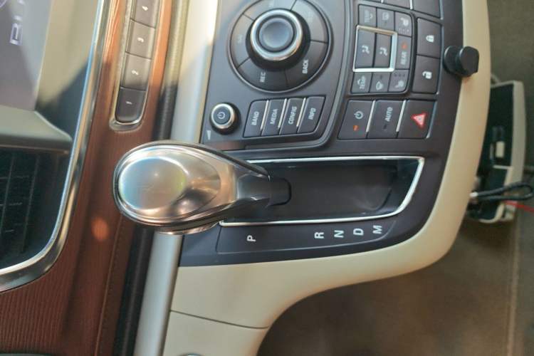 Used Buick GL8 2014 3.0L GT Luxury Business Haoya Edition Gear Lever