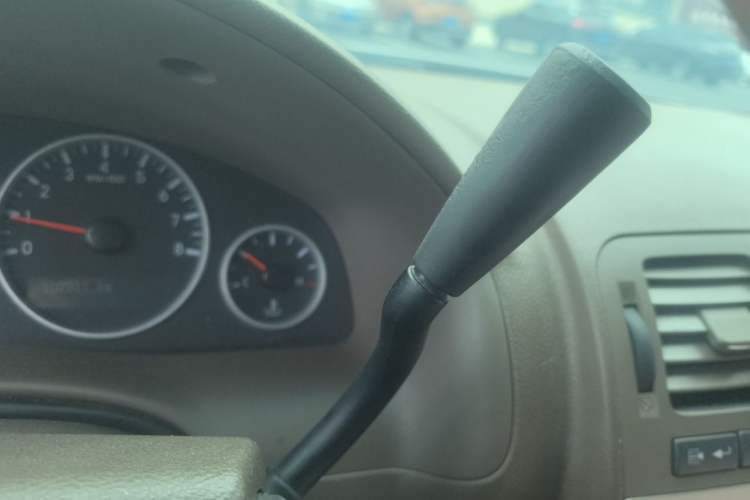 Used Buick GL8 2014 2.4L Classic Edition Gear Lever
