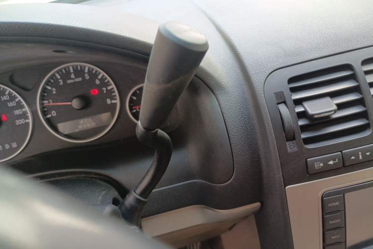 Used Buick GL8 2014 2.4L Executive Edition Gear Lever