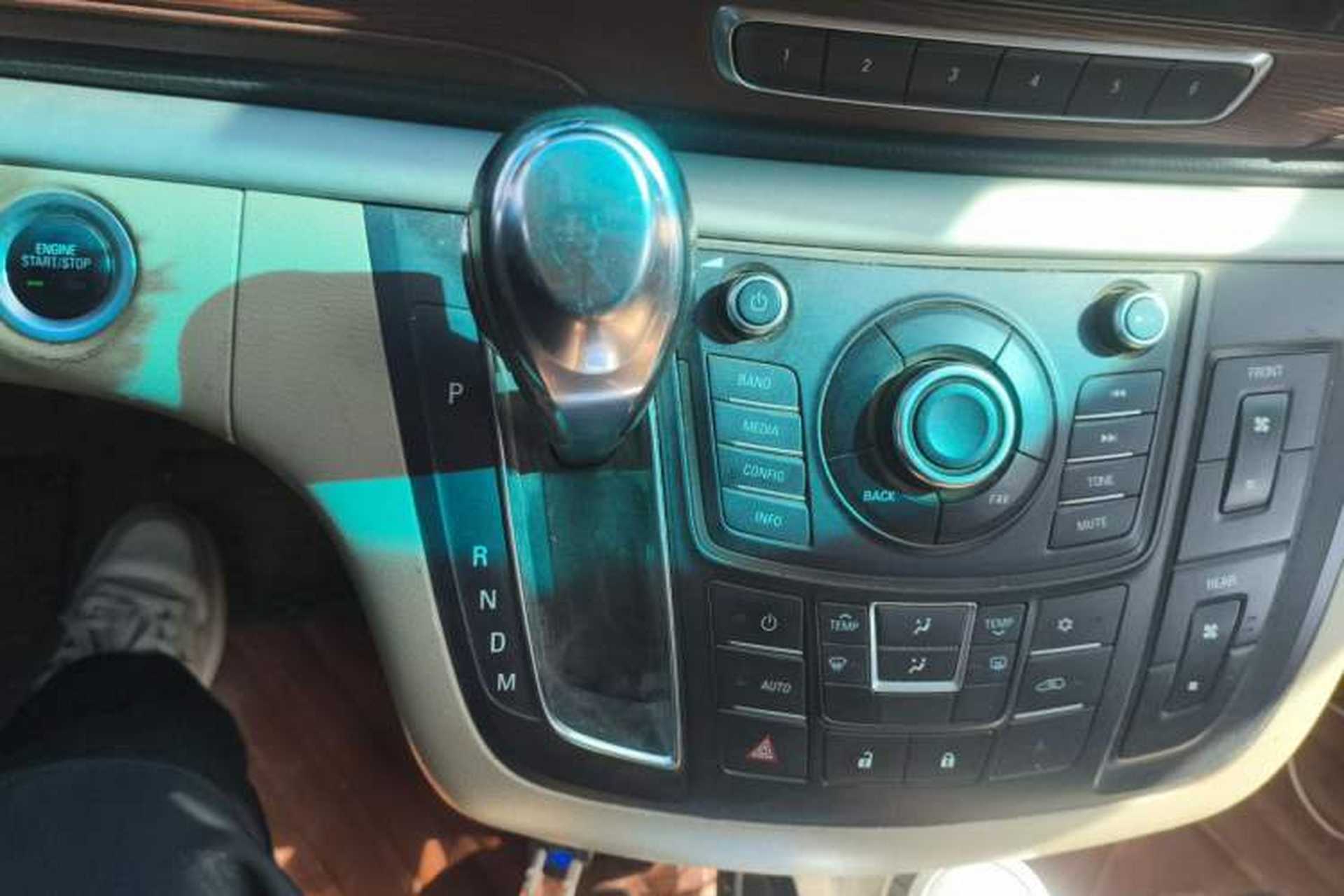 Used Buick GL8 2014 2.4L CT Luxury Business Comfort Edition Gear Lever