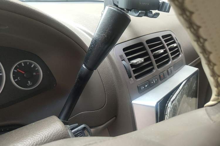Used Buick GL8 2014 2.4L Classic Edition Gear Lever