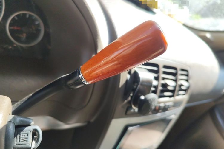 Used Buick GL8 2014 2.4L Classic Edition Gear Lever