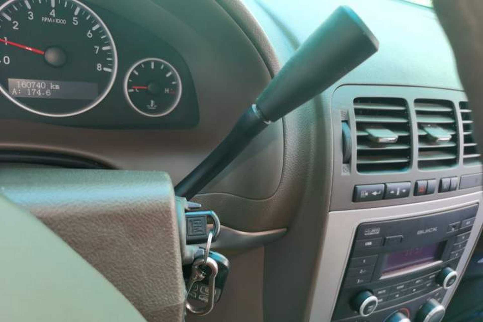 Used Buick GL8 2014 2.4L Classic Edition Gear Lever