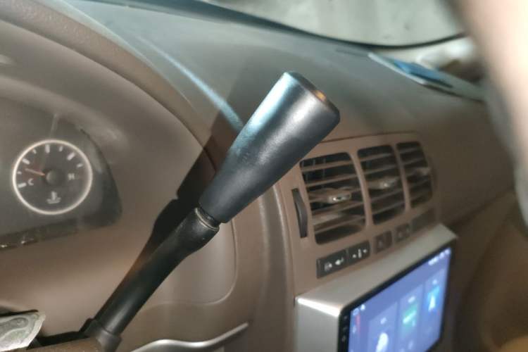 Used Buick GL8 2014 2.4L Classic Edition Gear Lever
