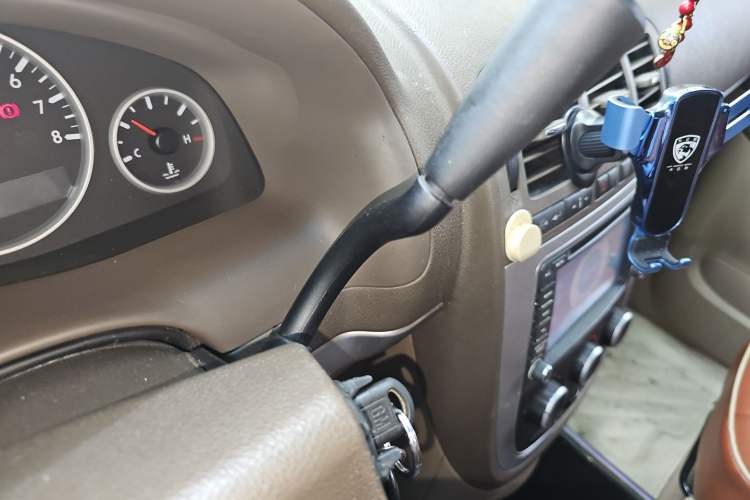 Used Buick GL8 2014 2.4L Classic Edition Gear Lever