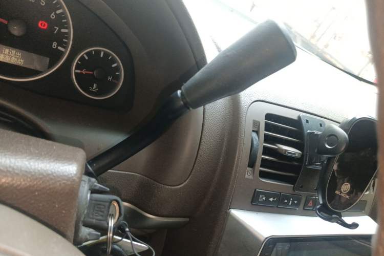 Used Buick GL8 2014 2.4L Classic Edition Gear Lever