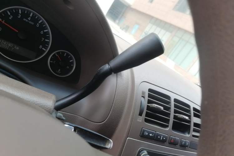 Used Buick GL8 2014 2.4L Classic Edition Gear Lever