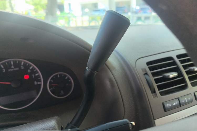Used Buick GL8 2014 2.4L Comfort Edition Gear Lever