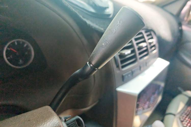 Used Buick GL8 2014 2.4L Classic Edition Gear Lever