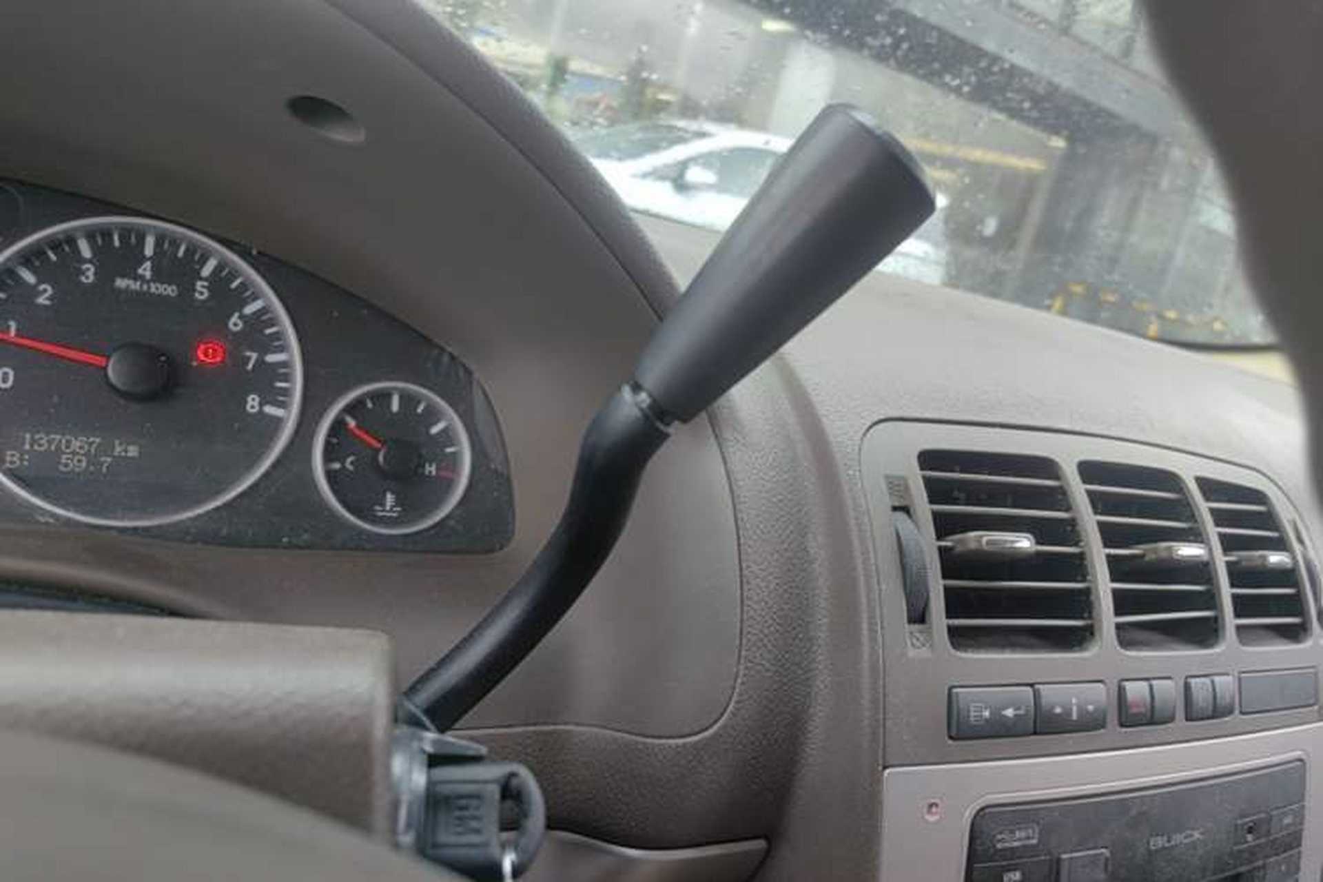 Used Buick GL8 2014 2.4L Comfort Edition Gear Lever