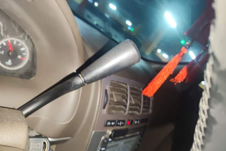 Used Buick GL8 2014 2.4L Classic Edition Gear Lever