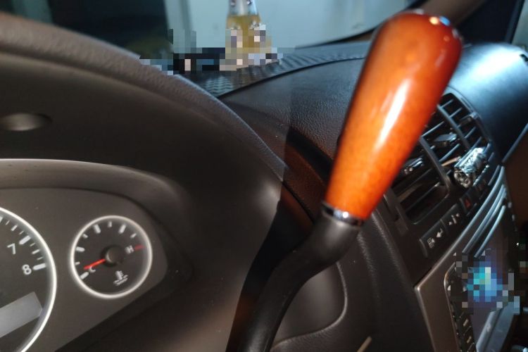Used Buick GL8 2014 2.4L Executive Edition Gear Lever