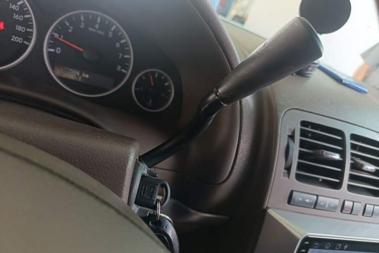 Used Buick GL8 2014 2.4L Classic Edition Gear Lever
