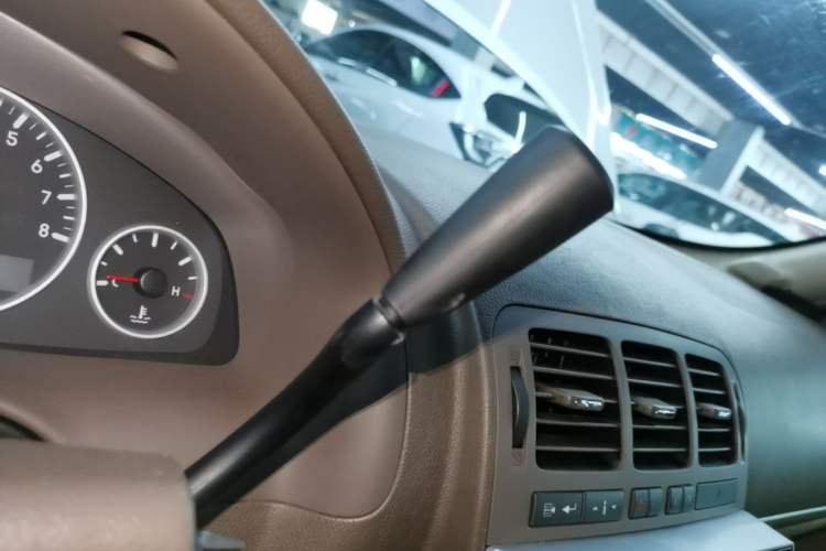 Used Buick GL8 2014 2.4L Classic Edition Gear Lever