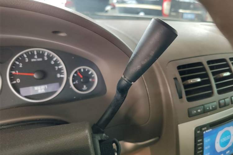 Used Buick GL8 2014 2.4L Classic Edition Gear Lever