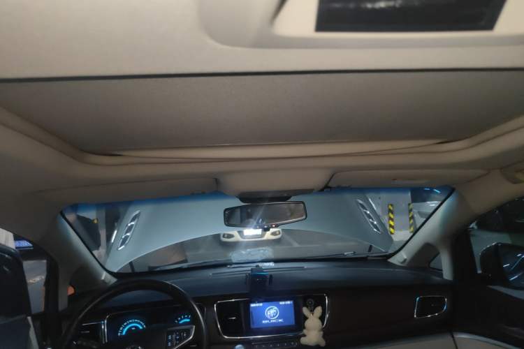 Used Buick GL8 2014 3.0L GT Luxury Business Haoya Edition Headliner