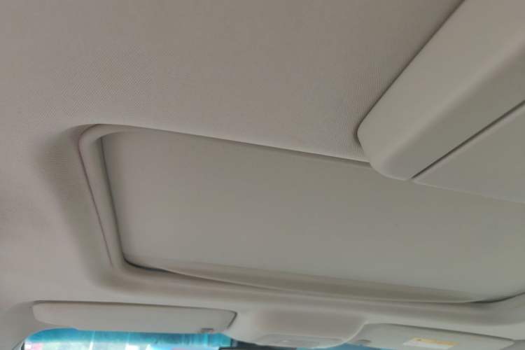 Used Buick GL8 2014 3.0L XT Luxury Business Flagship Edition Headliner