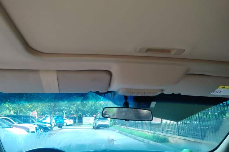Used Buick GL8 2014 2.4L Executive Edition Headliner
