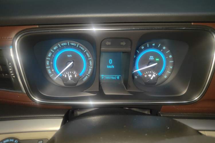 Used Buick GL8 2014 3.0L GT Luxury Business Haoya Edition Instrument Cluster