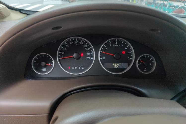 Used Buick GL8 2014 2.4L Classic Edition Instrument Cluster