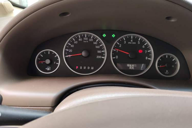 Used Buick GL8 2014 2.4L Classic Edition Instrument Cluster