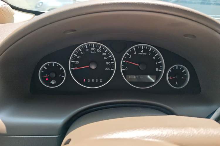 Used Buick GL8 2014 2.4L Classic Edition Instrument Cluster