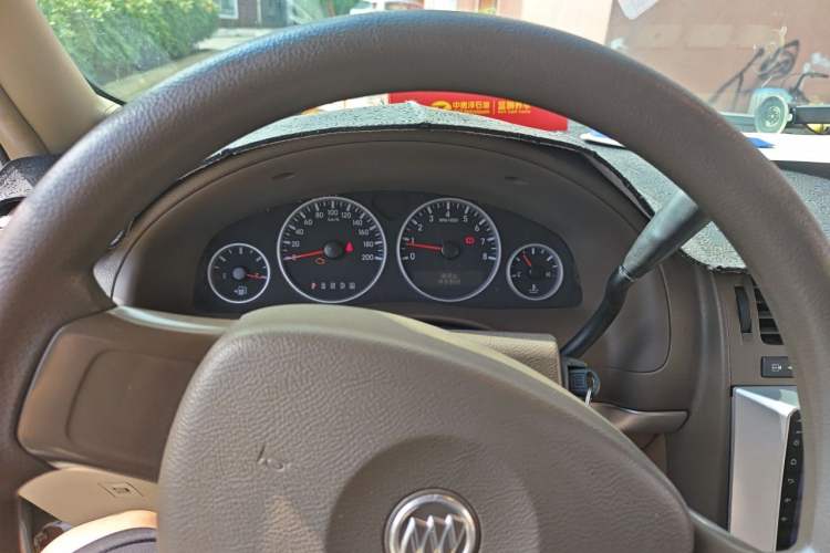 Used Buick GL8 2014 2.4L Classic Edition Instrument Cluster