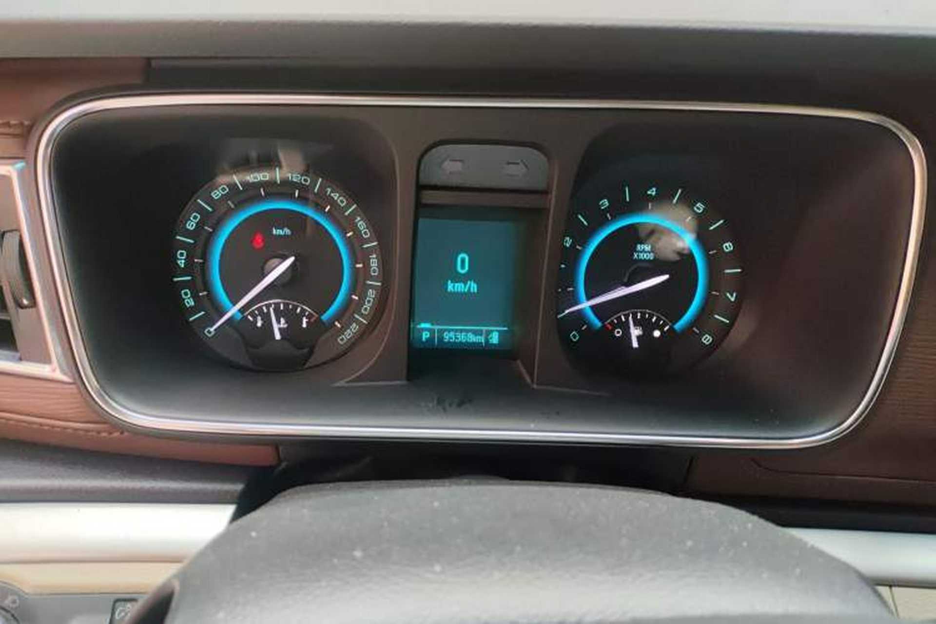 Used Buick GL8 2014 3.0L GT Luxury Business Haoya Edition Instrument Cluster