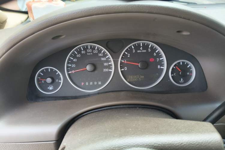 Used Buick GL8 2014 2.4L Classic Edition Instrument Cluster