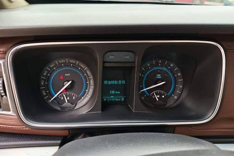 Used Buick GL8 2014 3.0L GT Luxury Business Haoya Edition Instrument Cluster