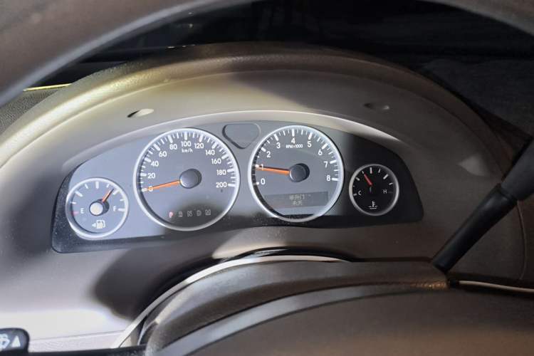 Used Buick GL8 2014 2.4L Classic Edition Instrument Cluster