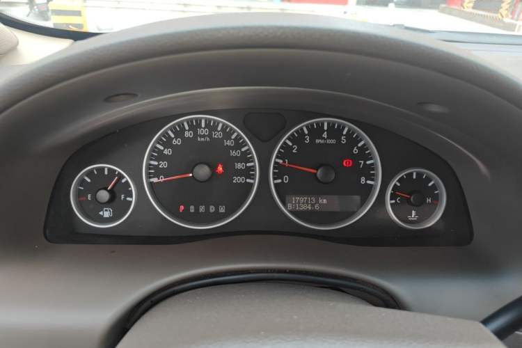 Used Buick GL8 2014 2.4L Classic Edition Instrument Cluster