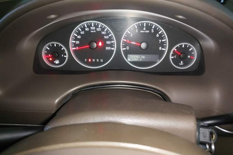 Used Buick GL8 2014 2.4L Classic Edition Instrument Cluster