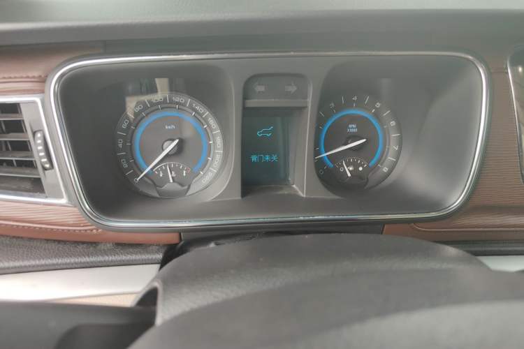 Used Buick GL8 2014 3.0L XT Luxury Business Flagship Edition Instrument Cluster