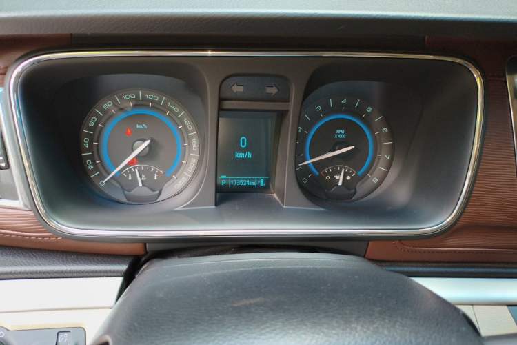 Used Buick GL8 2014 3.0L GT Luxury Business Haoya Edition Instrument Cluster