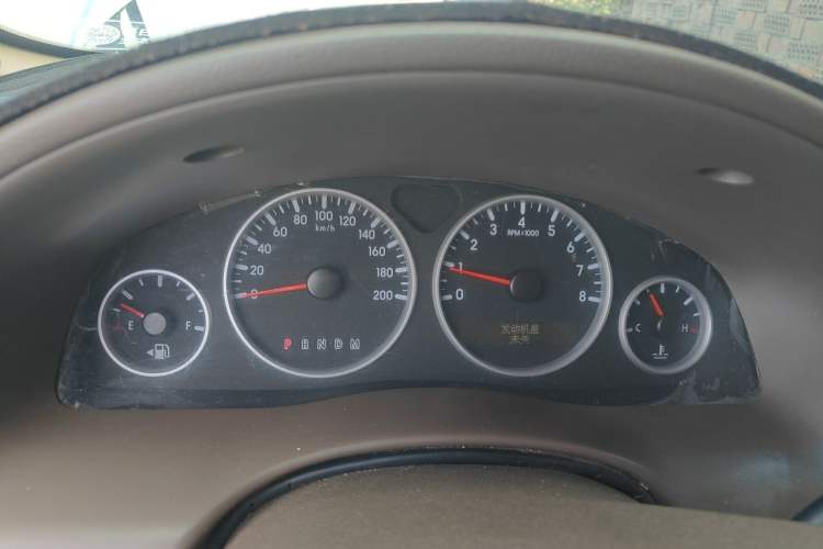 Used Buick GL8 2014 2.4L Classic Edition Instrument Cluster