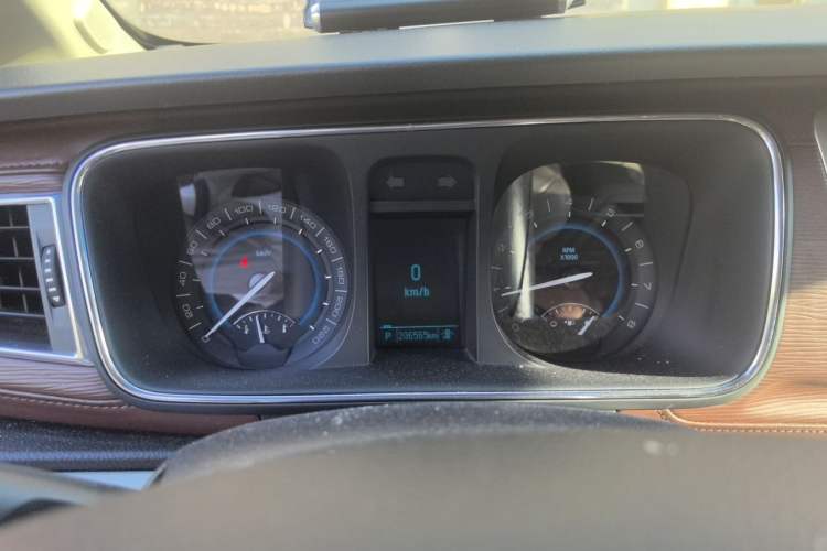 Used Buick GL8 2014 2.4L LT Luxury Business Executive Edition Instrument Cluster