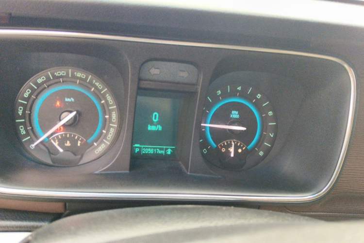 Used Buick GL8 2014 3.0L GT Luxury Business Haoya Edition Instrument Cluster