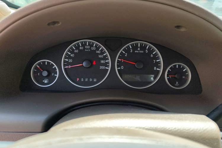 Used Buick GL8 2014 2.4L Classic Edition Instrument Cluster
