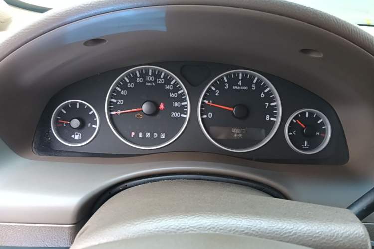 Used Buick GL8 2014 2.4L Classic Edition Instrument Cluster