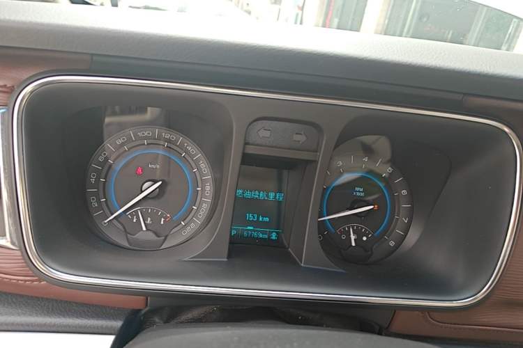 Used Buick GL8 2014 3.0L GT Luxury Business Haoya Edition Instrument Cluster