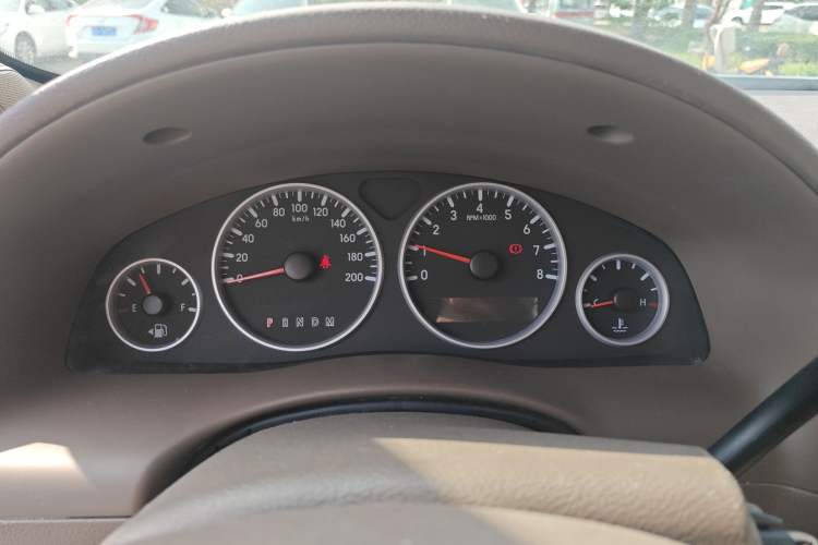 Used Buick GL8 2014 2.4L Classic Edition Instrument Cluster