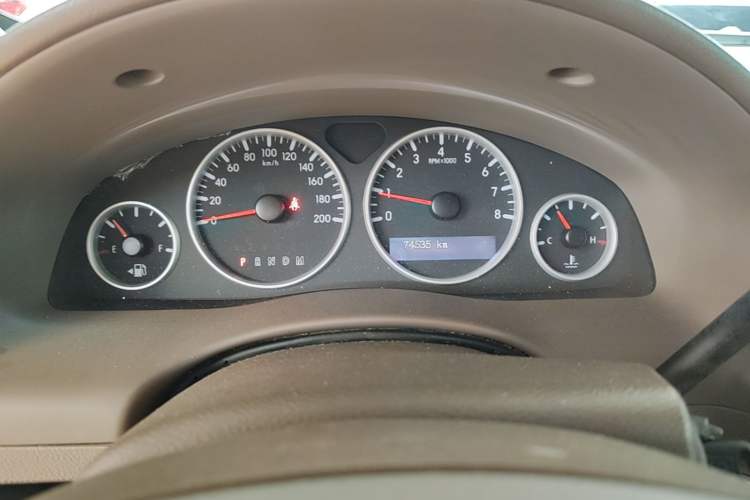 Used Buick GL8 2014 2.4L Classic Edition Instrument Cluster