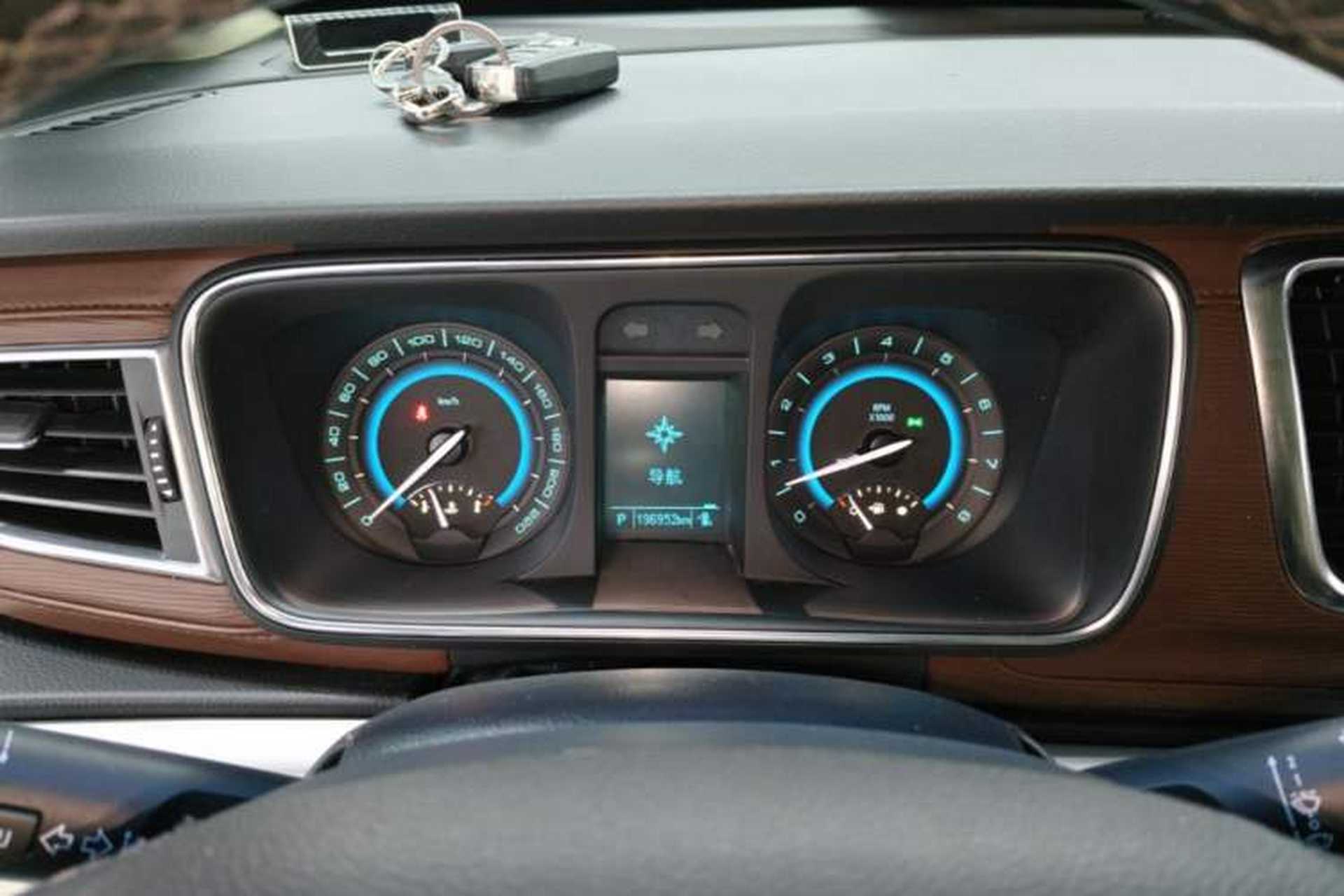 Used Buick GL8 2014 3.0L GT Luxury Business Haoya Edition Instrument Cluster