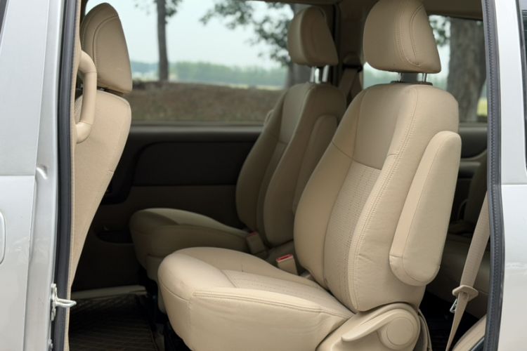 Used Buick GL8 2014 2.4L Classic Edition Interior 1