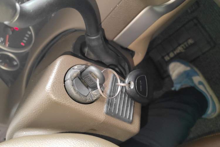 Used Buick GL8 2014 2.4L Classic Edition Interior 1