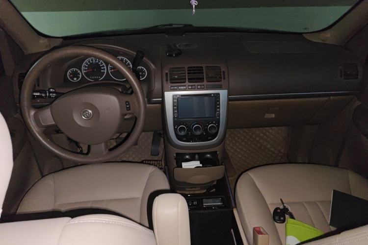 Used Buick GL8 2014 2.4L Classic Edition Interior 2