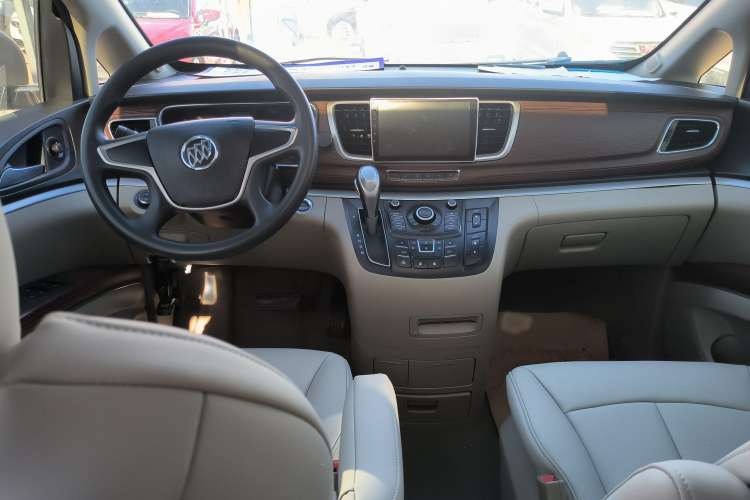 Used Buick GL8 2014 2.4L CT Luxury Business Comfort Edition Interior 3