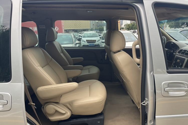 Used Buick GL8 2014 2.4L Classic Edition Interior 3